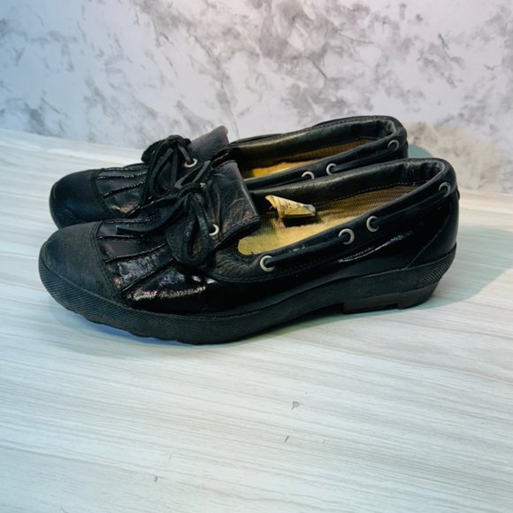 UGG Womens Duck Shoe Shearling Black Patent Leather Loafer Waterproof Sz 7.5 - Picture 3 of 6